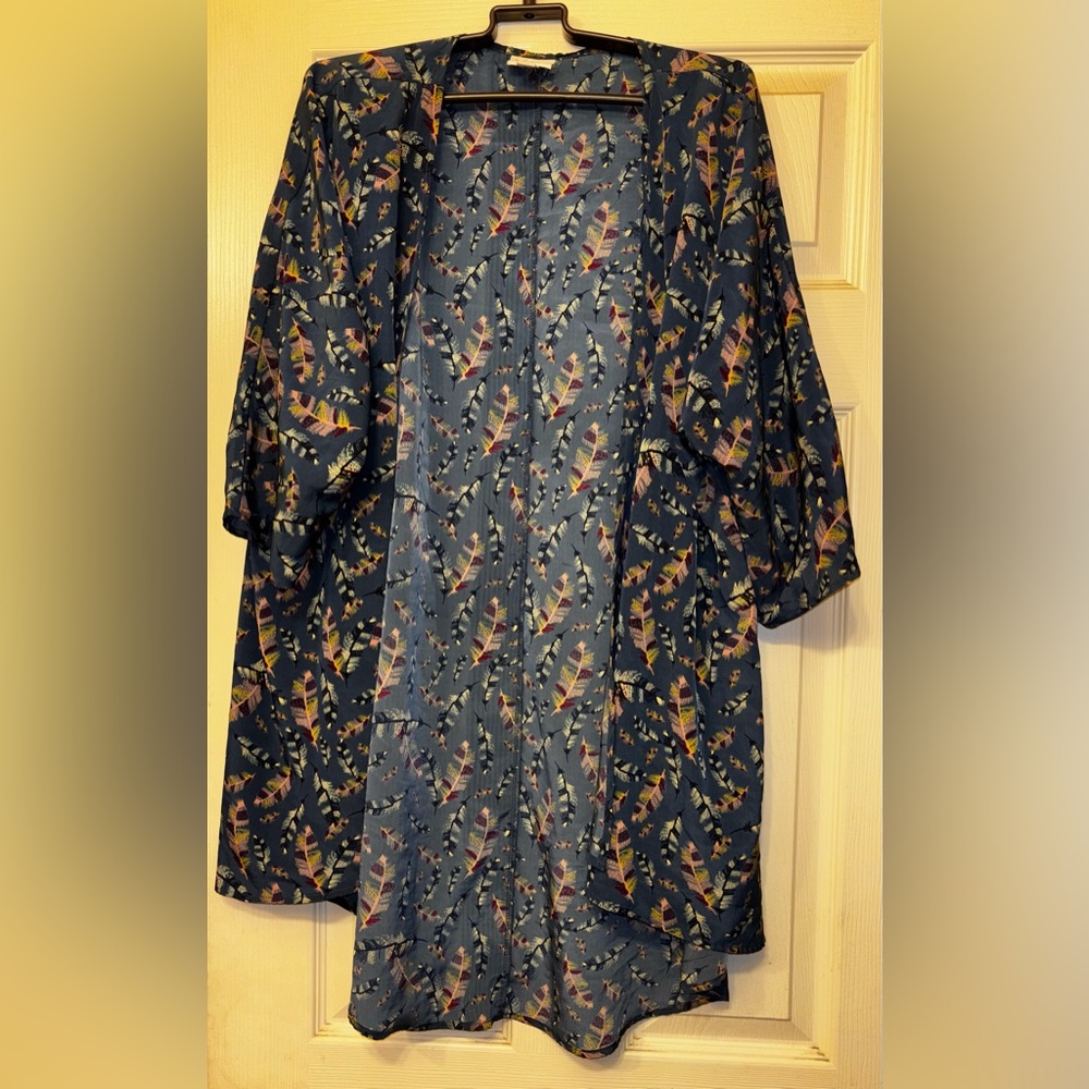 LuLaRoe Multicolor Patterned Kimono size Medium
